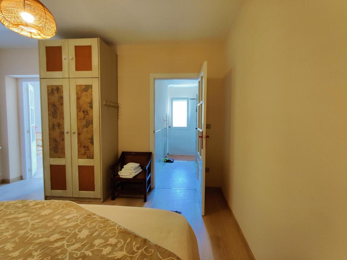 Cs50 Alojamiento 1 Dormitorio Monforte De Lemos Hotell Exteriör bild